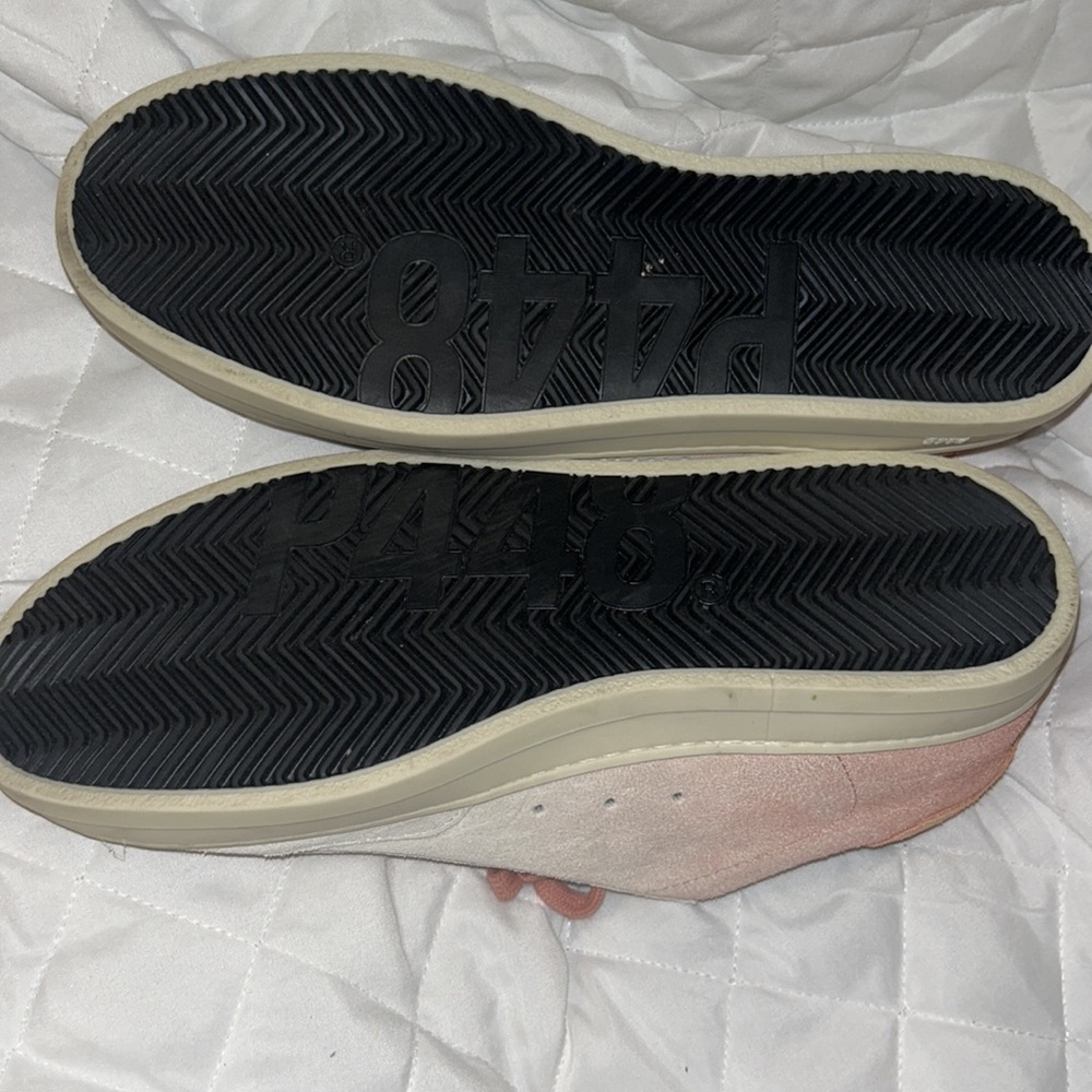 P448 Shoes - Picture 4 of 5